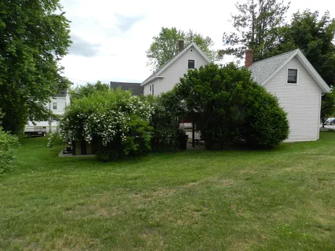 66 Glass Street Pembroke NH 03275-1504