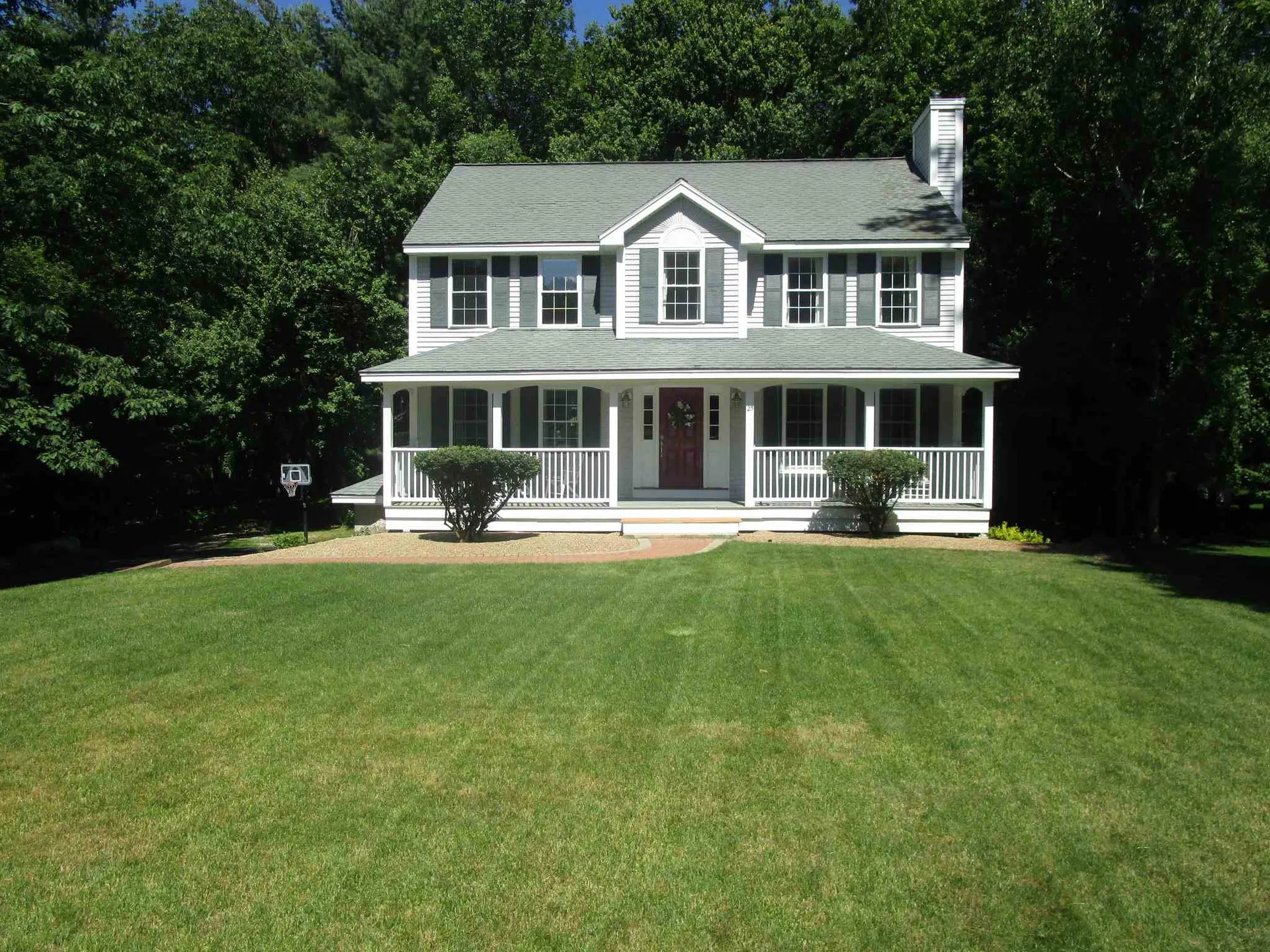 25 Sarah Drive Merrimack NH 03054