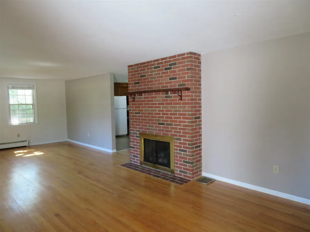 1 Grandview Terrace Exeter NH 03833