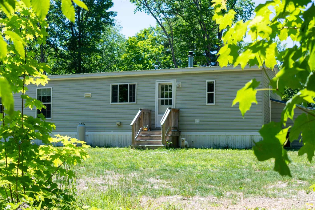 56 Central Street Farmington NH 03835