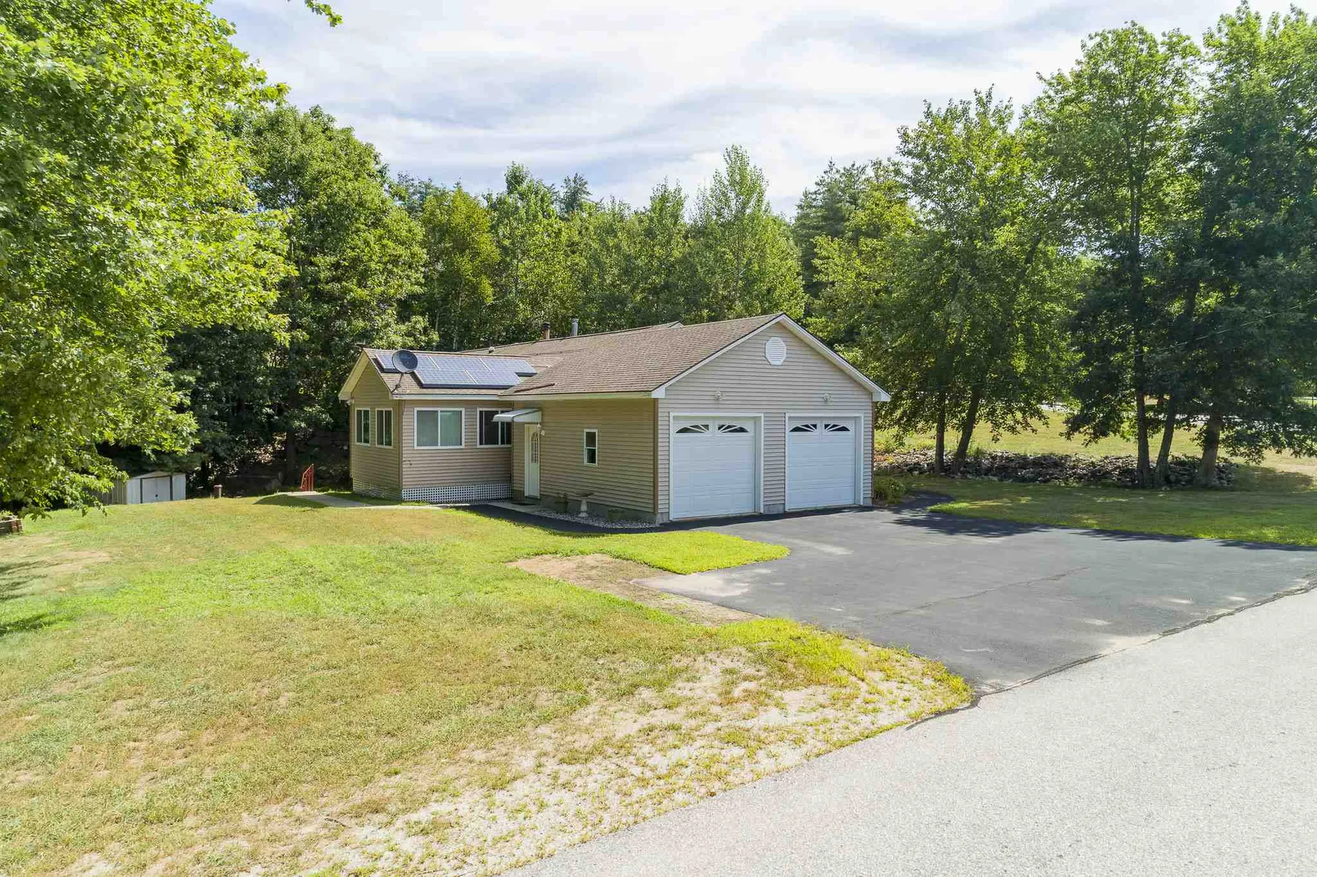 4 Hemlock Drive Goffstown NH 03045