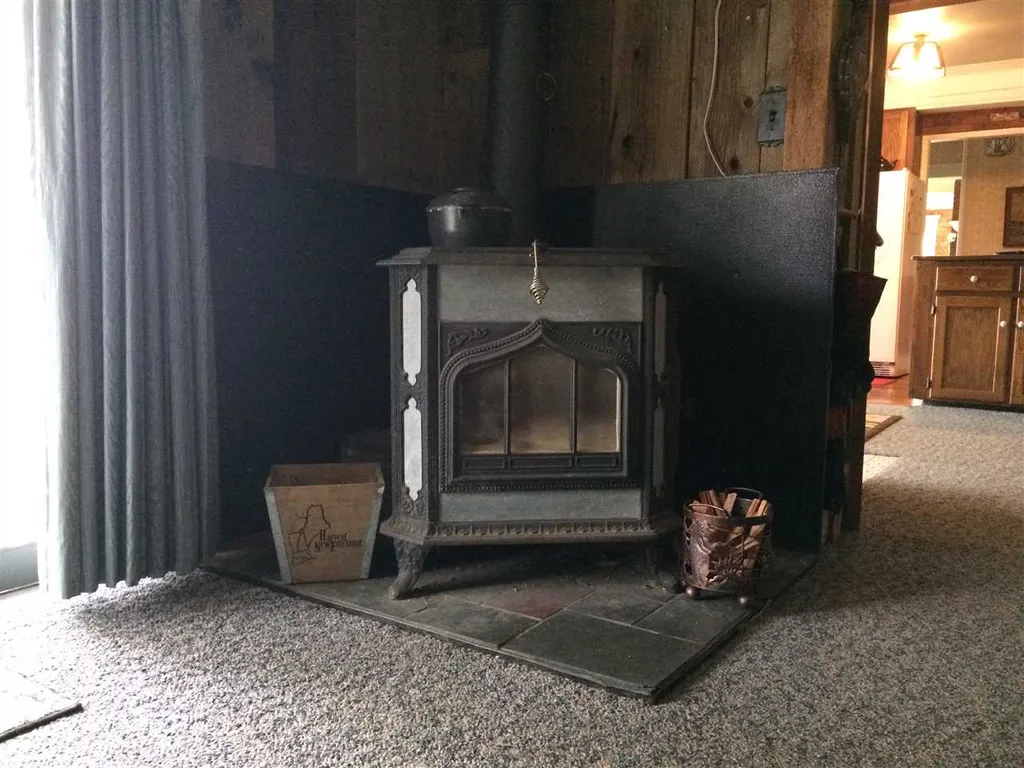91 River Road Orford NH 03777