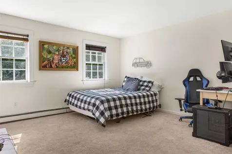 512 Brookside Drive New London NH 03257
