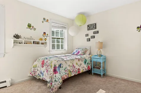 512 Brookside Drive New London NH 03257