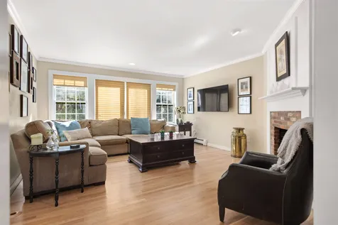 512 Brookside Drive New London NH 03257