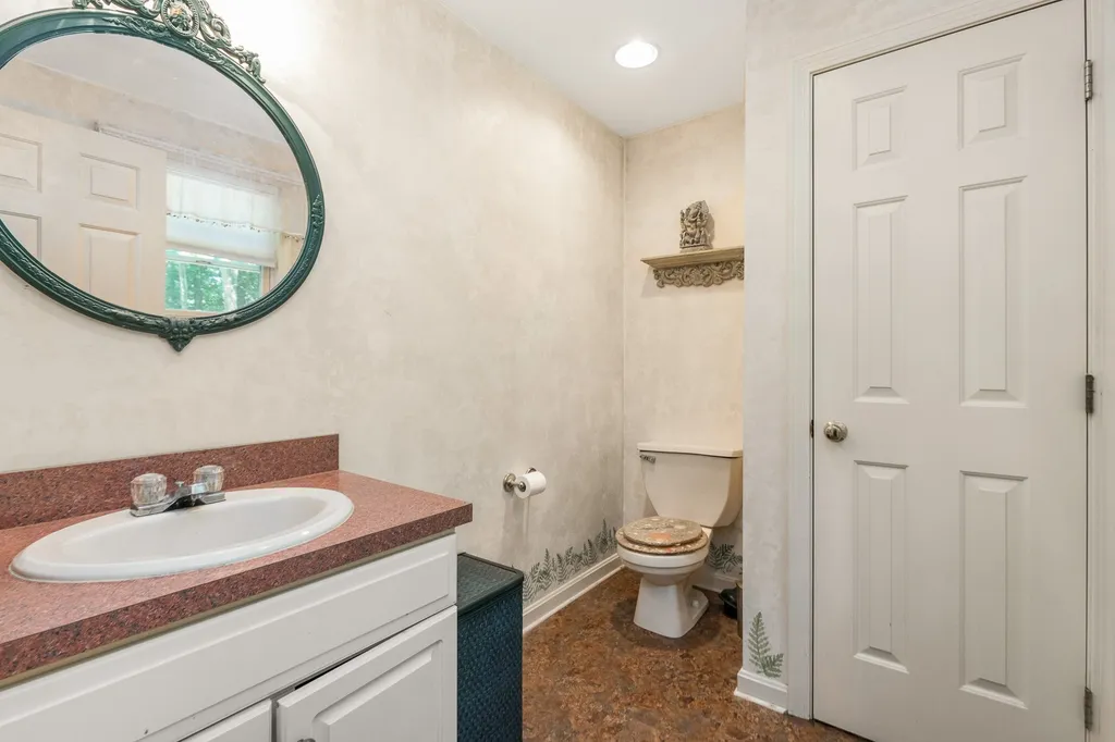 14 Greystone Road East Kingston NH 03827