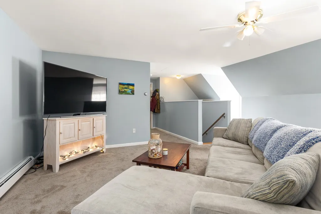 14 Greystone Road East Kingston NH 03827