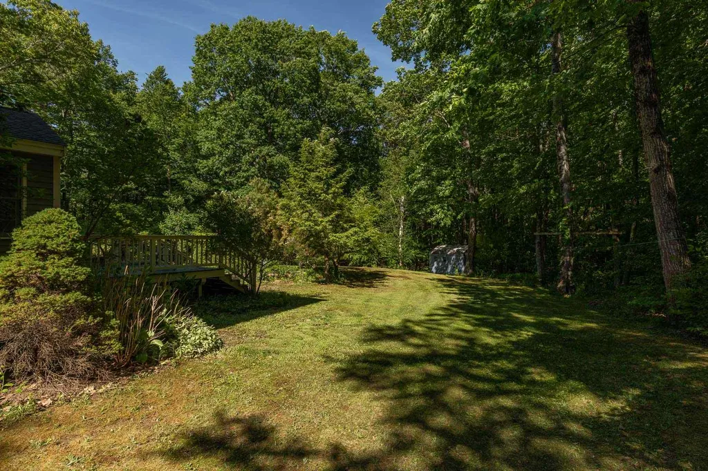 14 Greystone Road East Kingston NH 03827