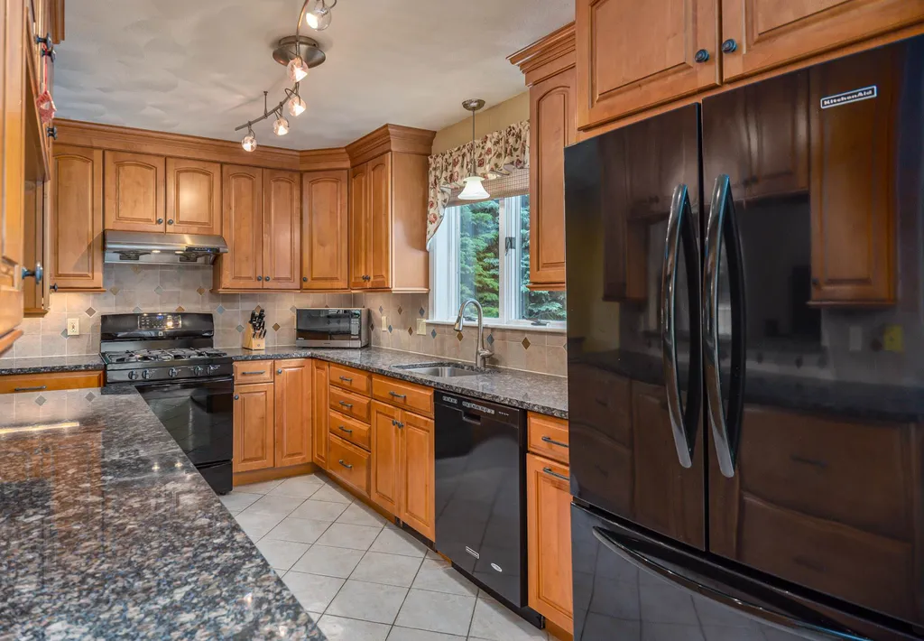 5 Hubbard Road Dover NH 03820