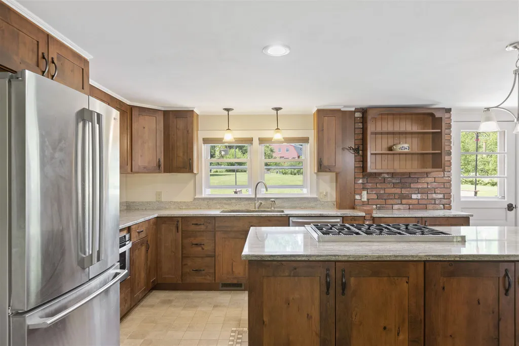 135 Brook Road Sanbornton NH 03269