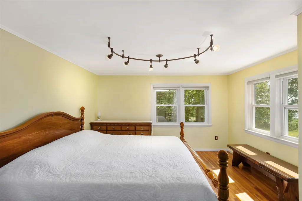 135 Brook Road Sanbornton NH 03269