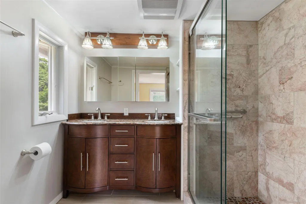 135 Brook Road Sanbornton NH 03269