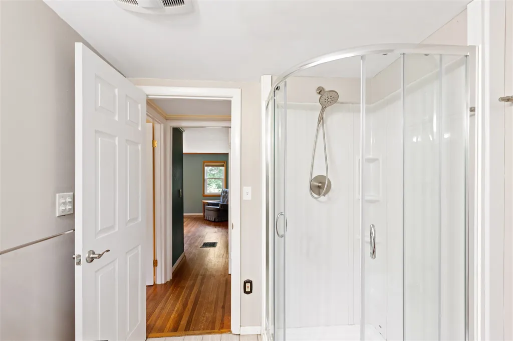 135 Brook Road Sanbornton NH 03269