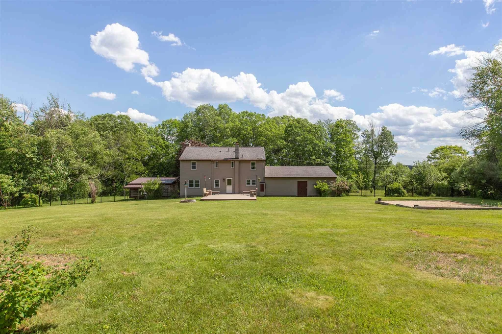135 Brook Road Sanbornton NH 03269