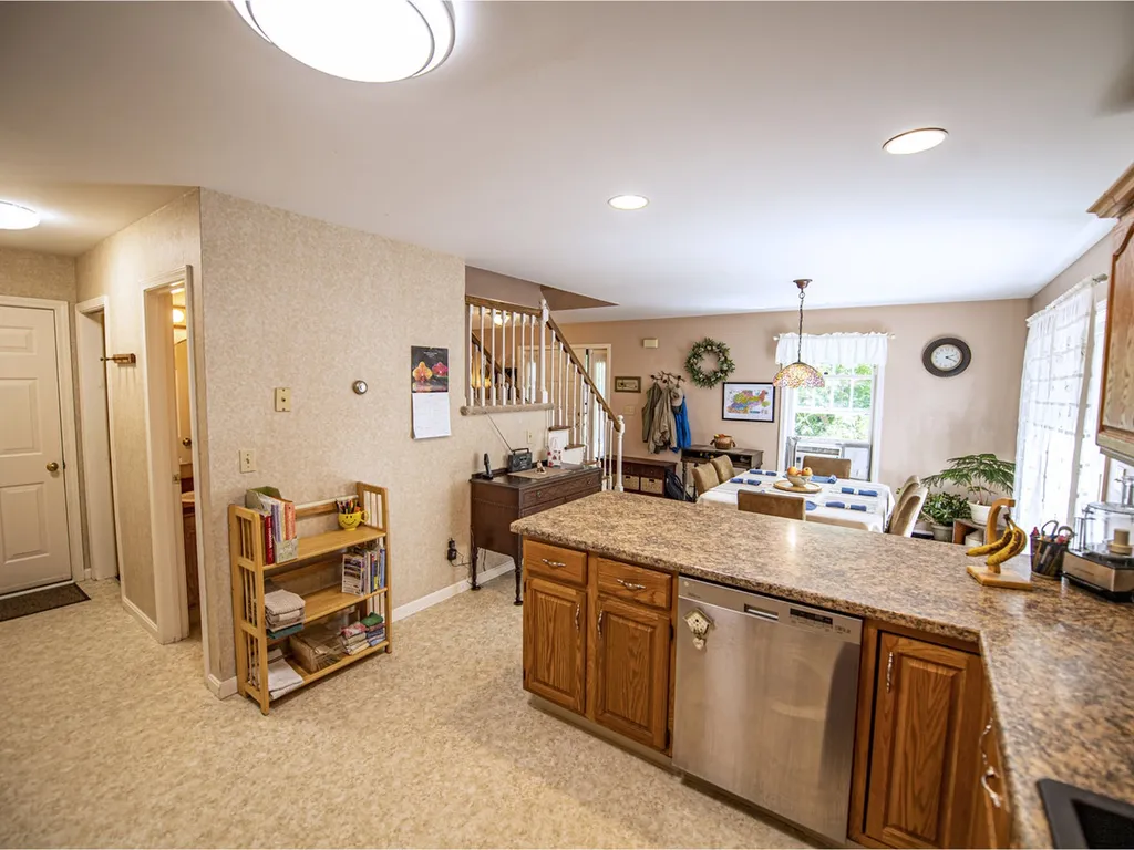 87 Williams Road Colchester VT 05446
