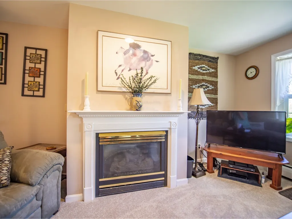 87 Williams Road Colchester VT 05446