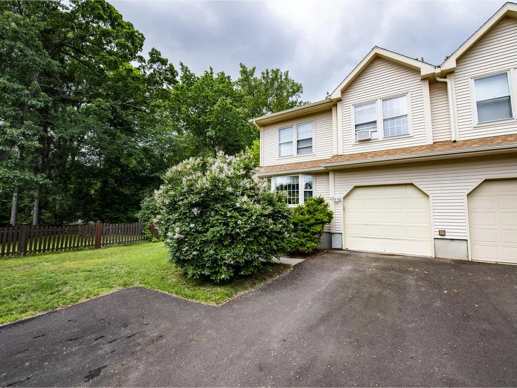 87 Williams Road Colchester VT 05446