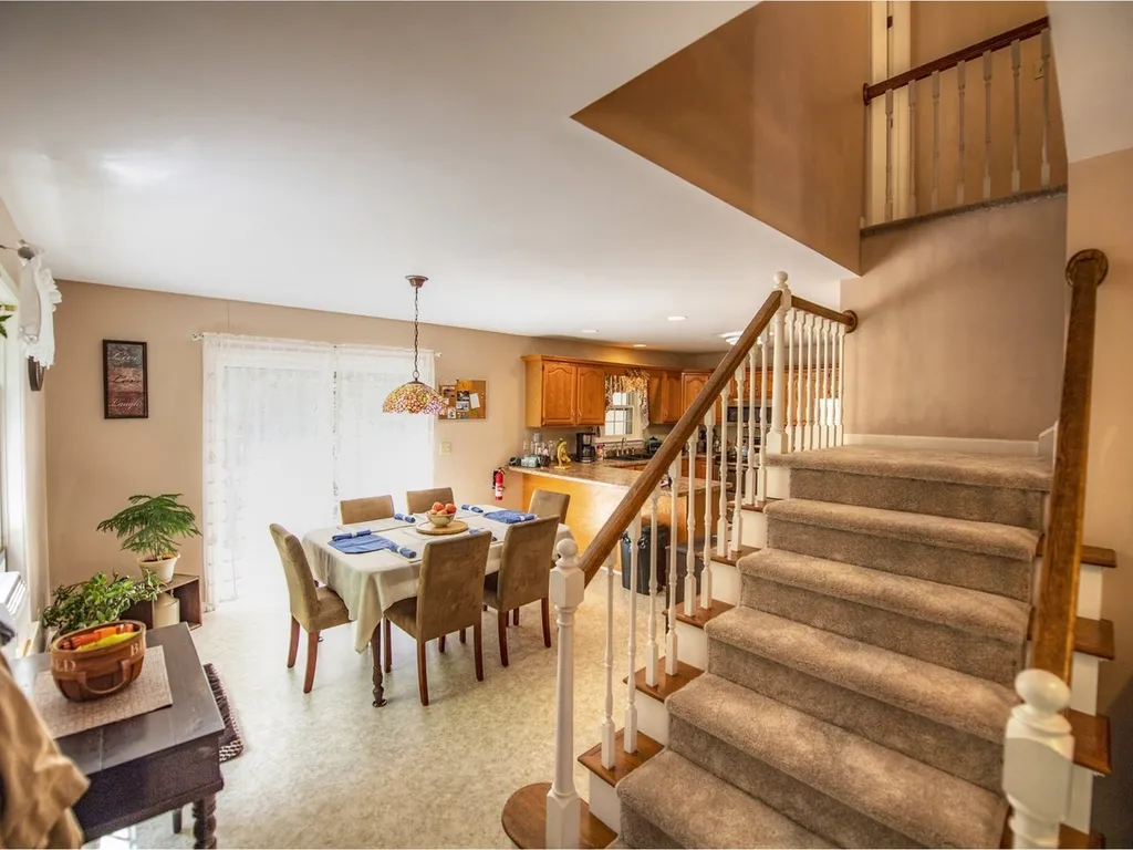 87 Williams Road Colchester VT 05446