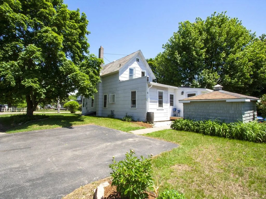 11 Half Moon Terrace Colchester VT 05446