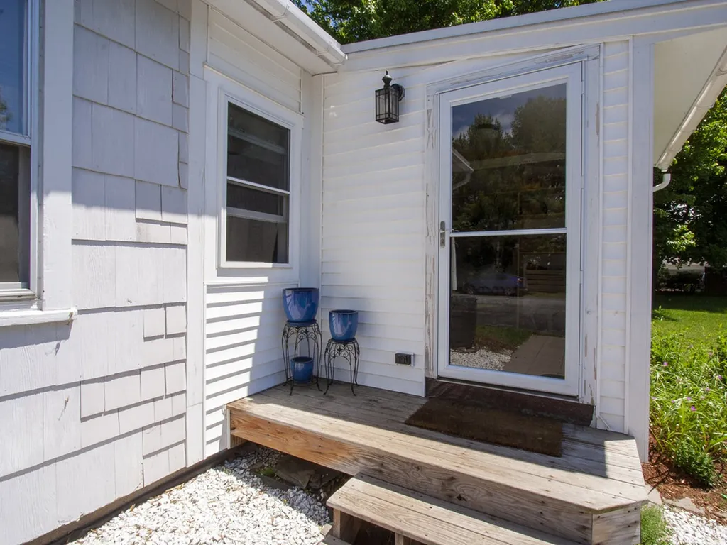 11 Half Moon Terrace Colchester VT 05446