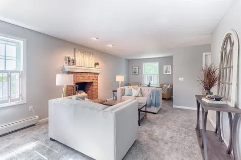 15 Hayes Road Alton NH 03809