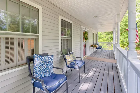 15 Hayes Road Alton NH 03809
