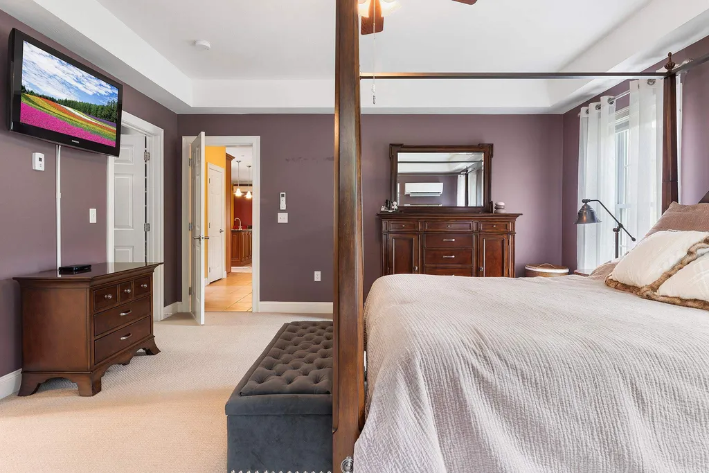 62 Monadnock Lane Peterborough NH 03458