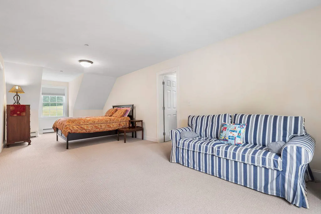 62 Monadnock Lane Peterborough NH 03458