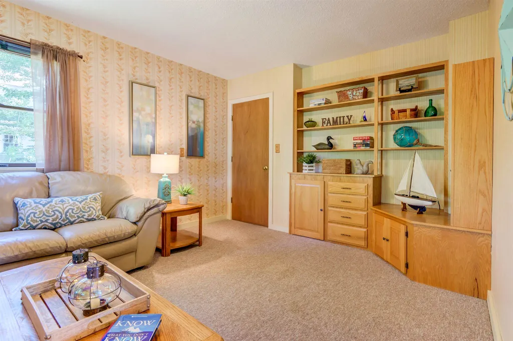 40 Tranquility Lane Alton NH 03809