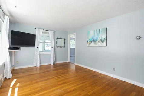 481 Colonial Drive Portsmouth NH 03801