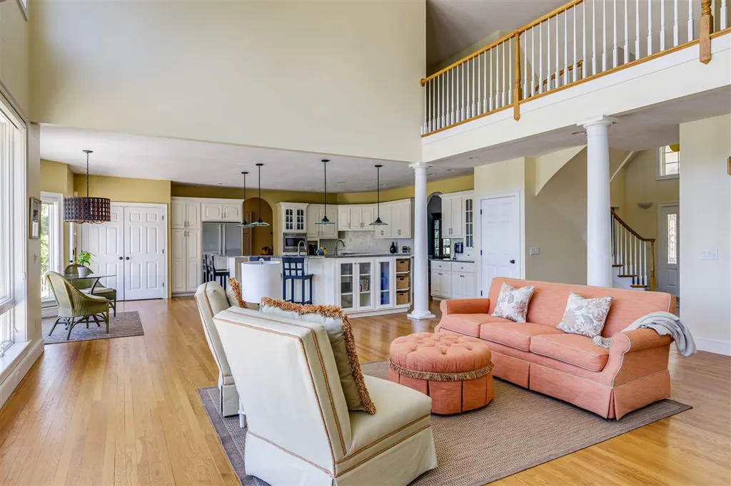 6 Spencers Way Kittery ME 03904