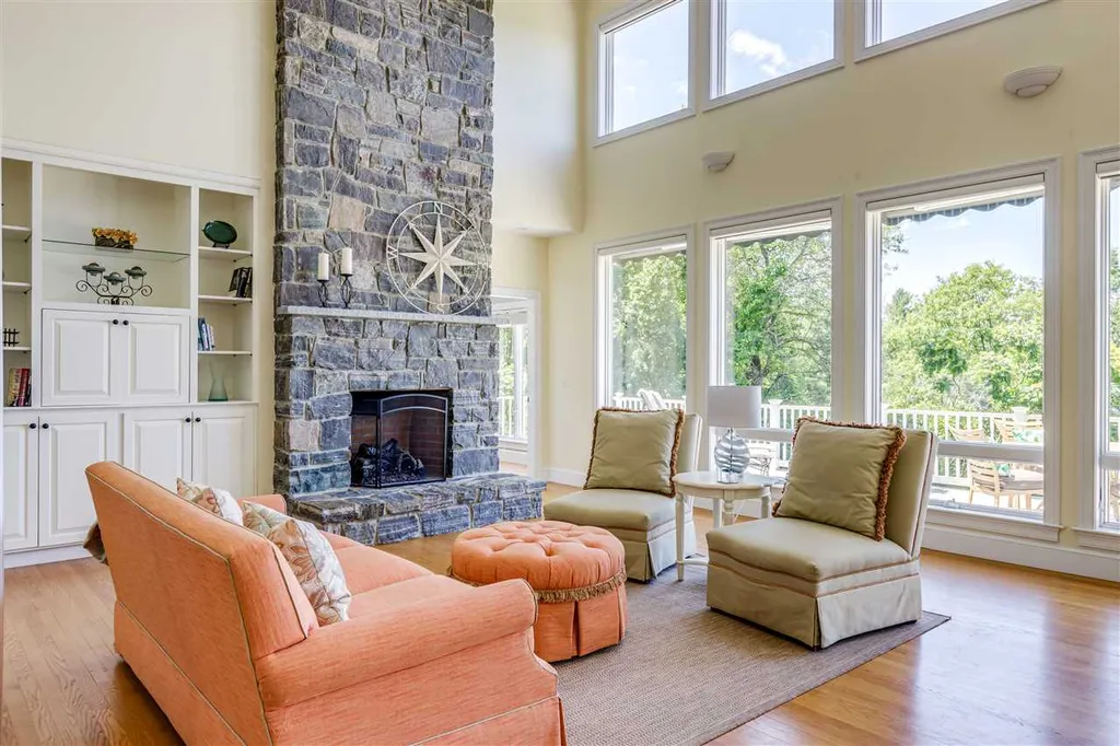 6 Spencers Way Kittery ME 03904