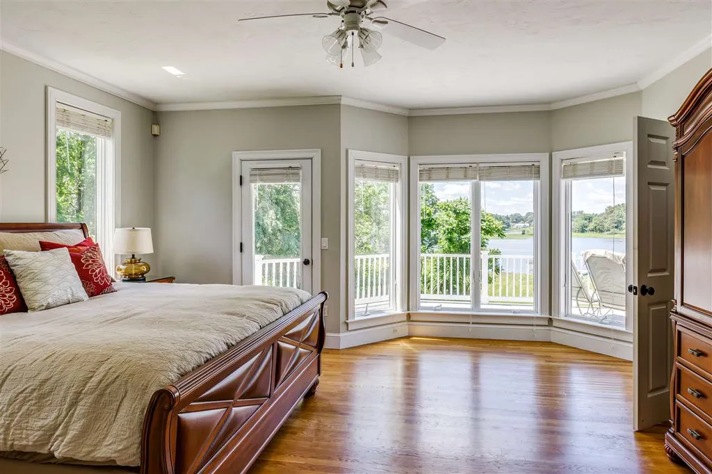6 Spencers Way Kittery ME 03904