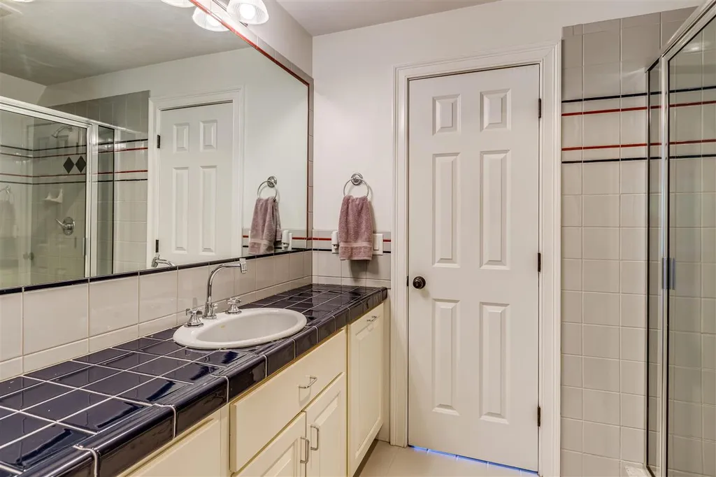 6 Spencers Way Kittery ME 03904
