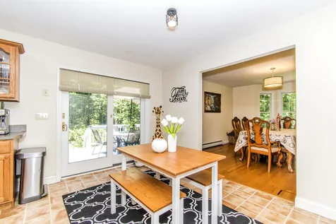 261 Epping Road Exeter NH 03833