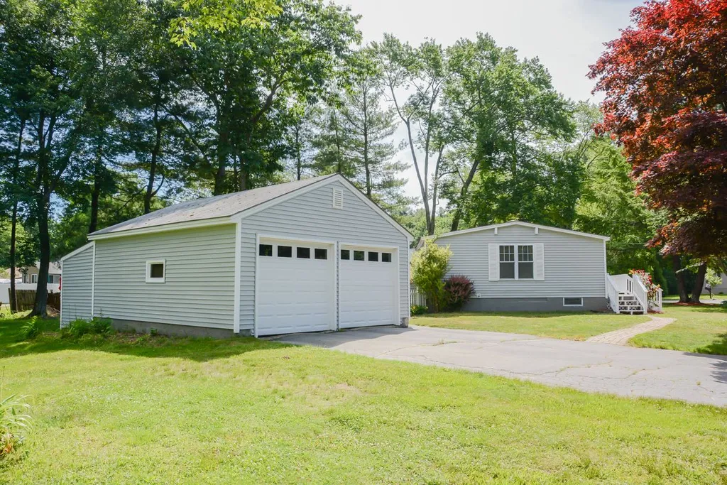 18 Marie Avenue Salem NH 03079