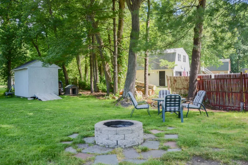 18 Marie Avenue Salem NH 03079