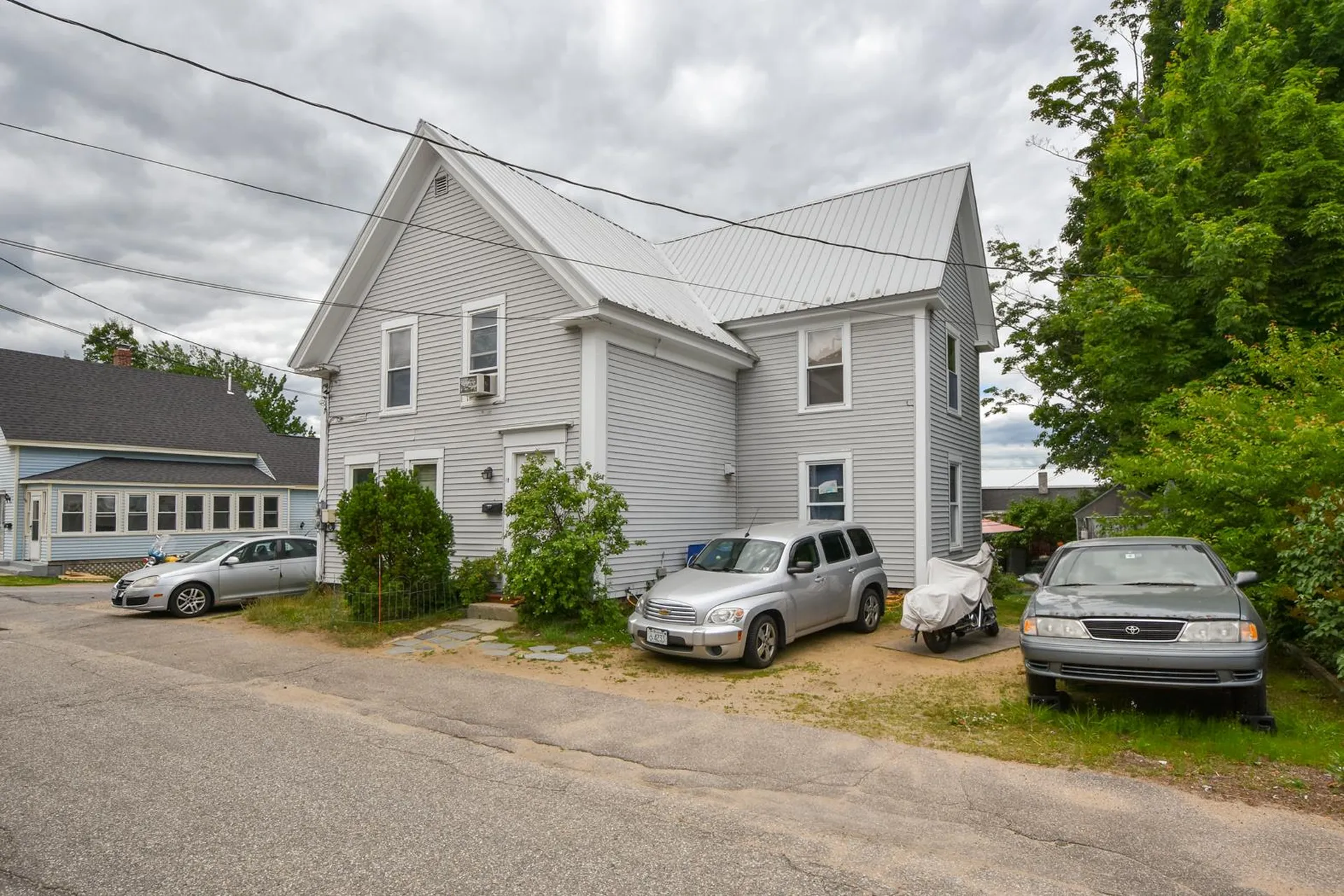 18 Charles Street Laconia NH 03246