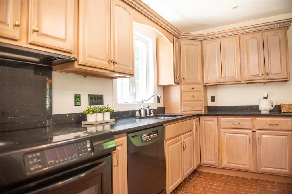 161 Ridge Road Northwood NH 03261