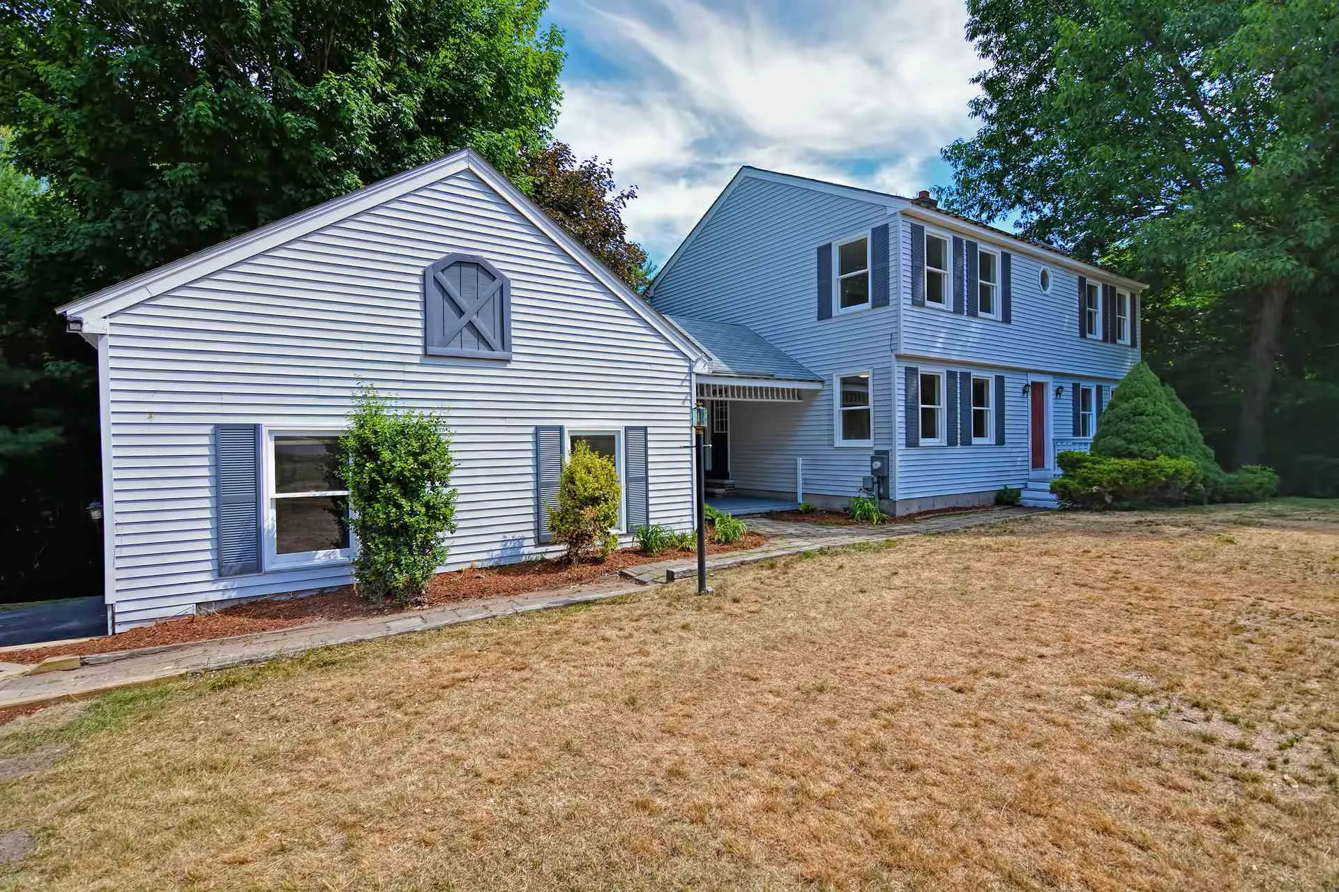 15 Moulton Drive Londonderry NH 03053