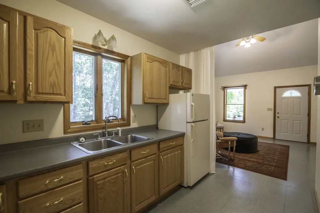 8 Theodore Avenue Salem NH 03079