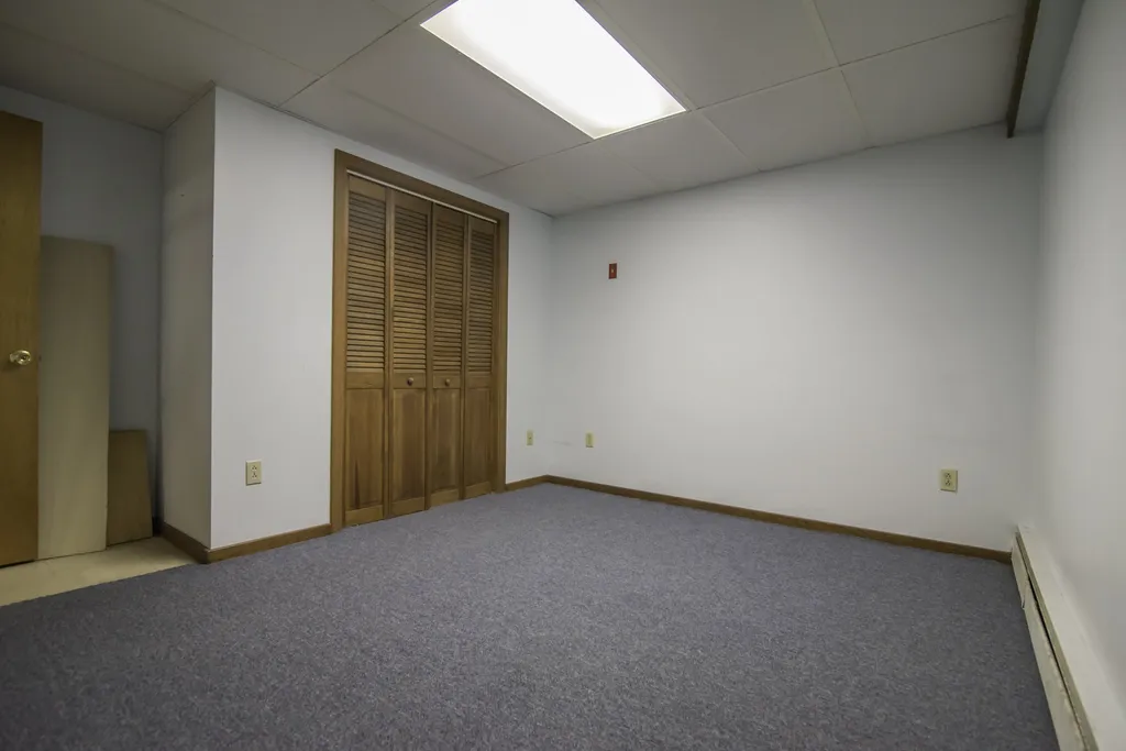 8 Theodore Avenue Salem NH 03079