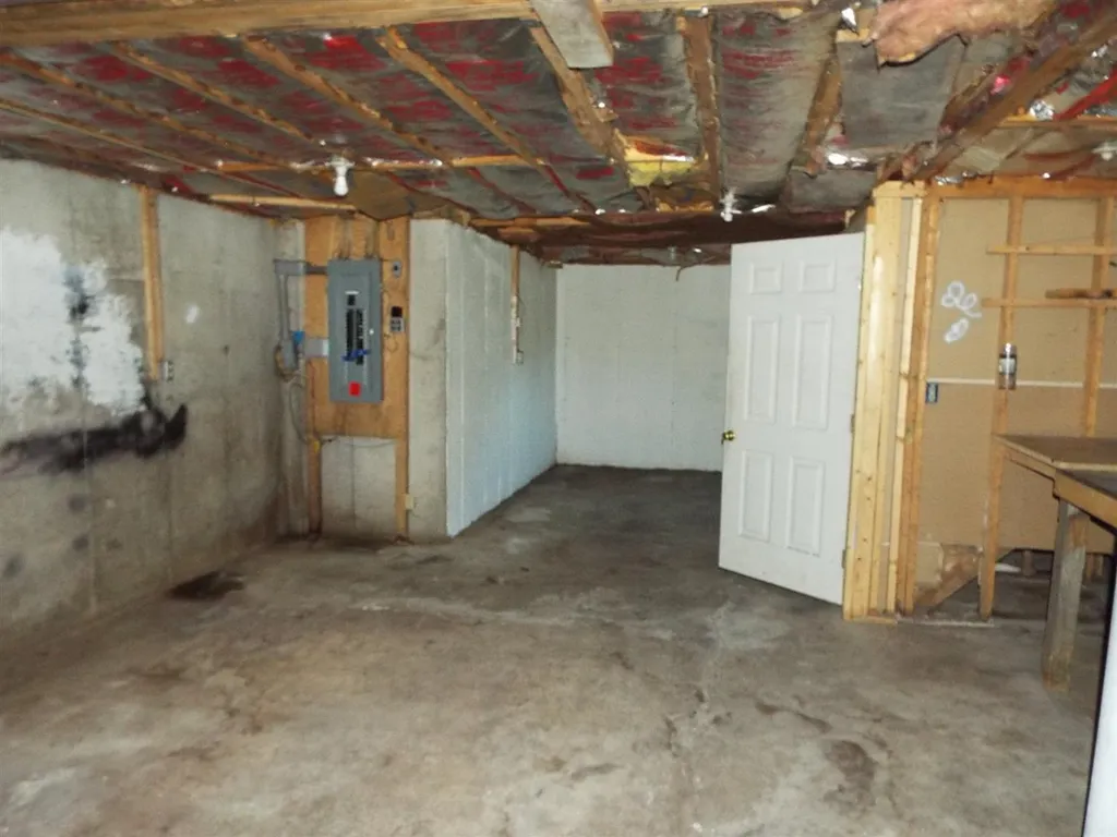 964 Beach Hill Road Glover VT 05875