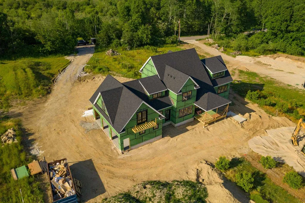 86 Brown Road Hampton Falls NH 03844