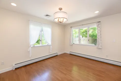 36 Mill Pond Road Durham NH 03824