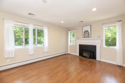 36 Mill Pond Road Durham NH 03824