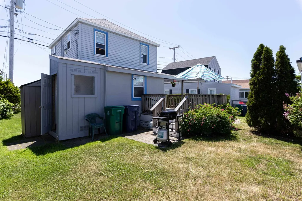 36 Island Path Hampton NH 03842