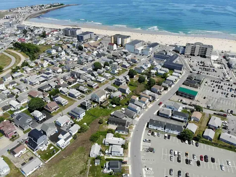 36 Island Path Hampton NH 03842