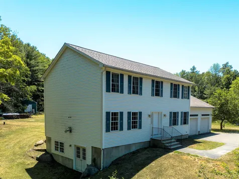 590 Concord Road Northfield NH 03276