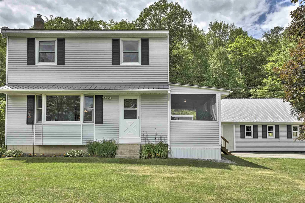 20 Old Spofford Road Winchester NH 03470